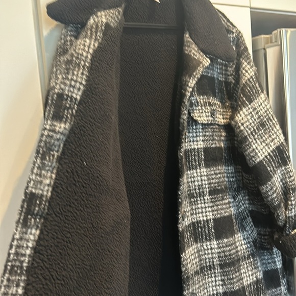 Joe Fresh Sherpa Teddy Fleece Black and White Checkered Shacket Coat Size 3X - Picture 7 of 15
